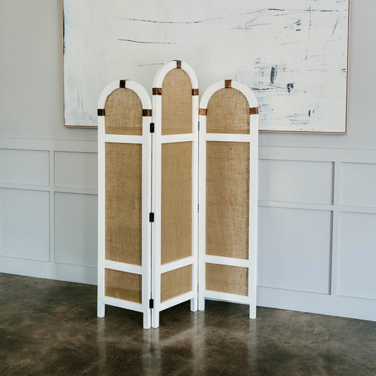 White Screen Divider