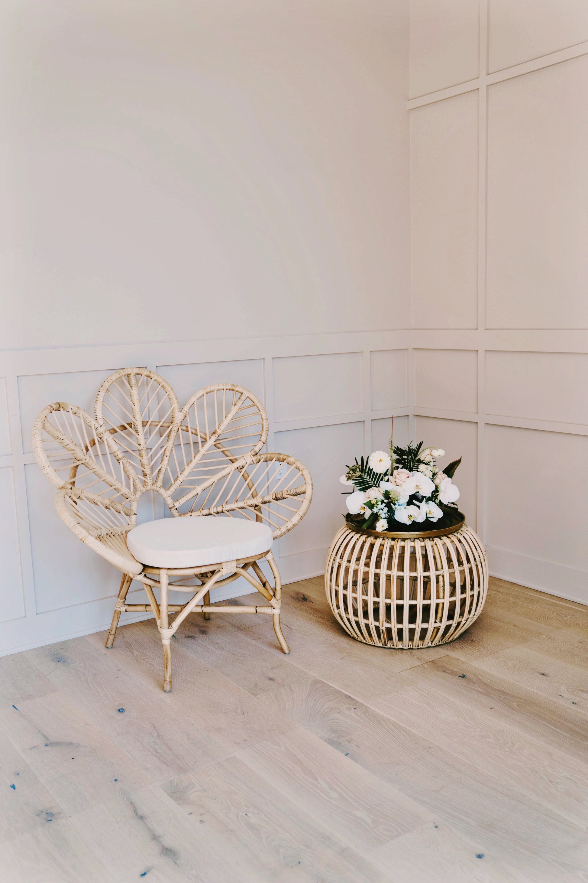 Bamboo Daisy Chair Rental A La Mode Collections